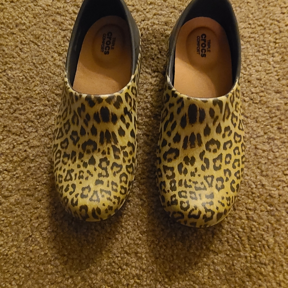 Crocs clogs